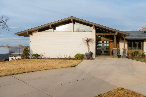 02 3535 Lynn Street 002